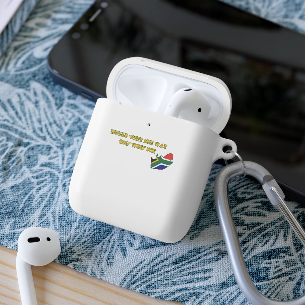 🎧💛 “Hulle Weet Nie Waat One Veet Nie” AirPods Case – Proudly Saffa, Properly Protected